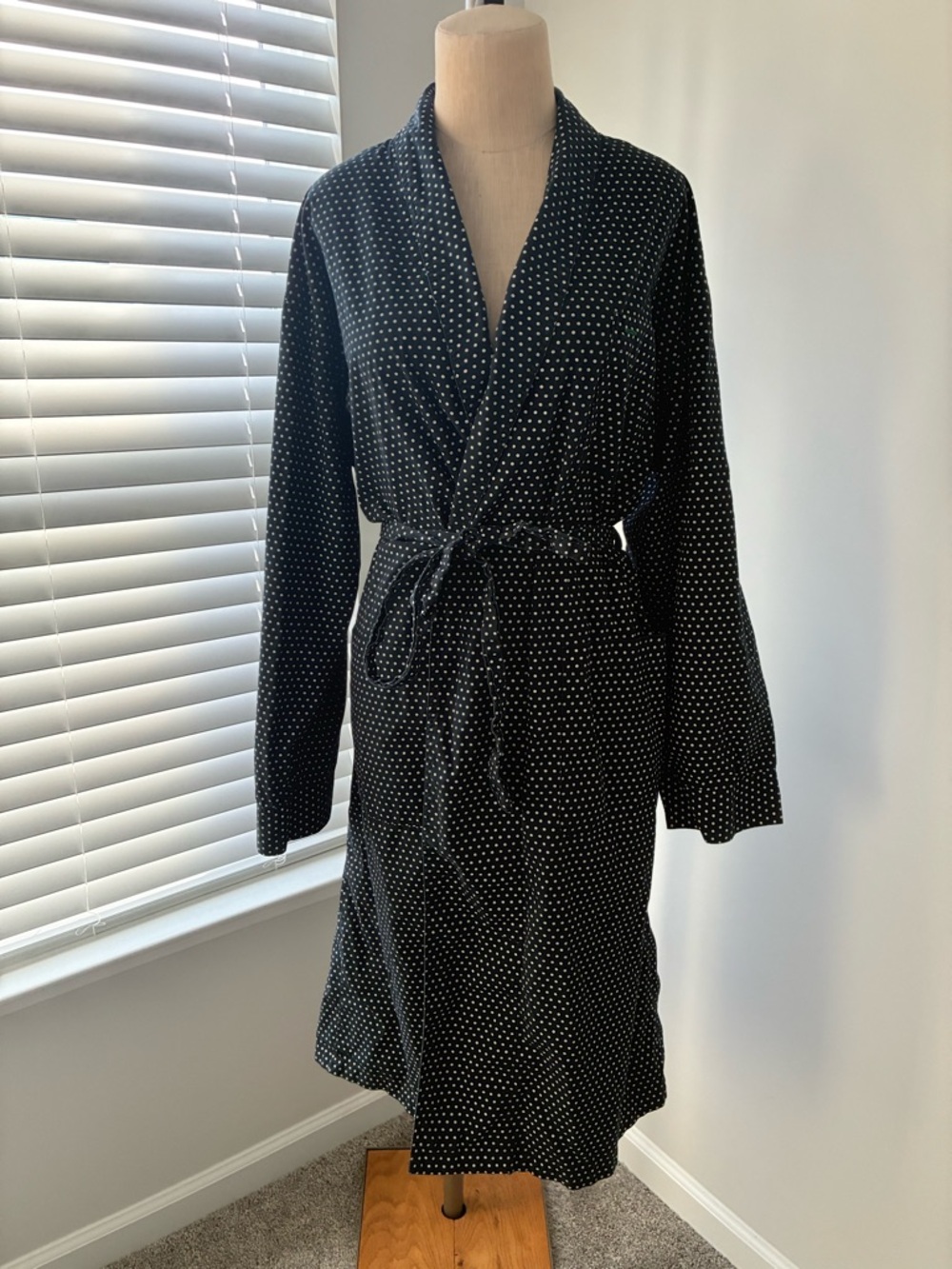 Tommy Hilfiger Men's Cotton Navy Polka Dot Robe